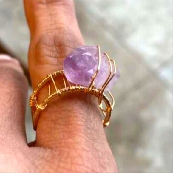 Purple EMERY ROSE STONE RING - Picture 1 of 11